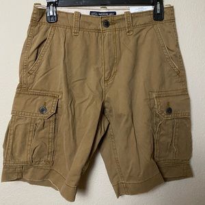 American eagle cargo shorts (NWT)